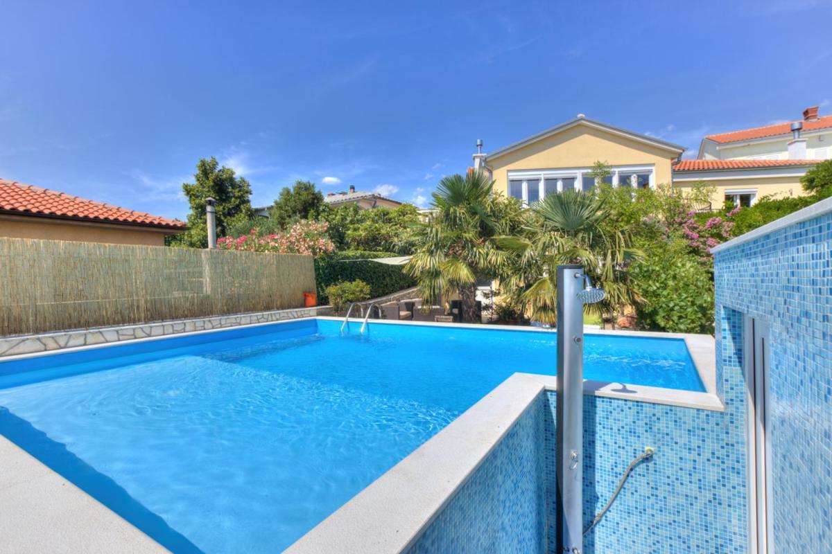 Villa Dalmare Novi Vinodolski Exterior photo